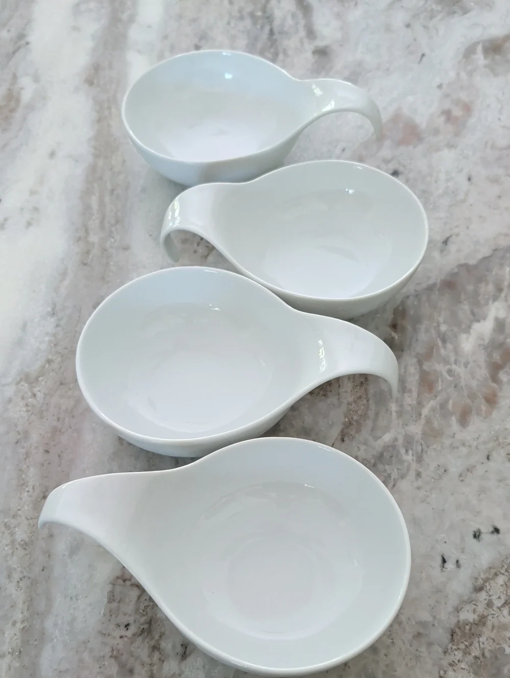 Pottery Barn Great White Lugged Swoop Handled Bowls